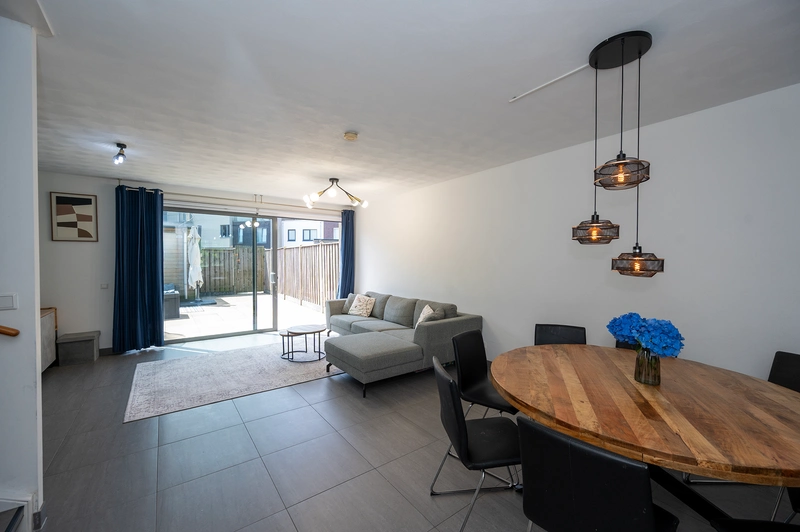 House Image 4