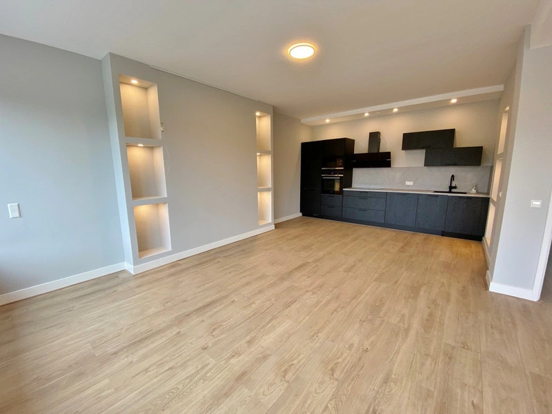 House Image 5