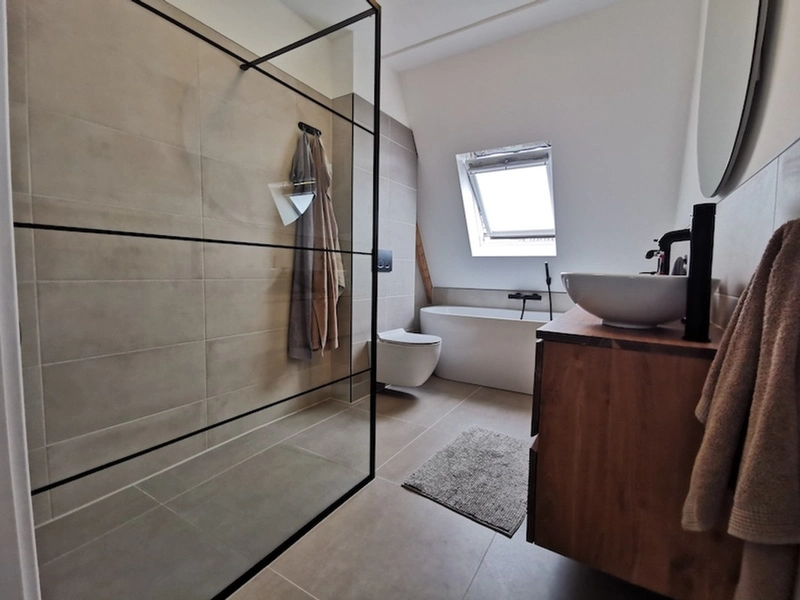 House Image 3