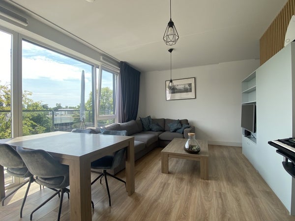 House Image 5