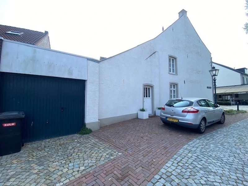 House Image 3