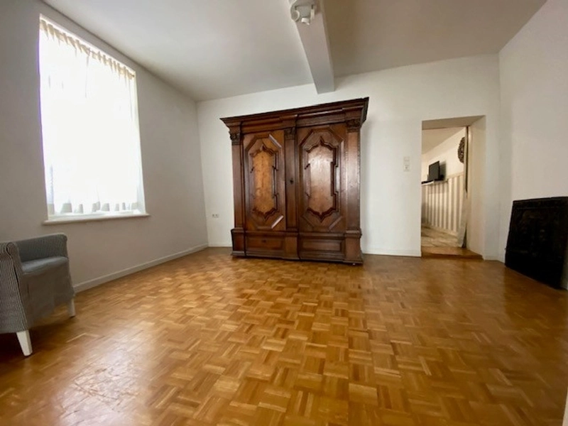 House Image 5