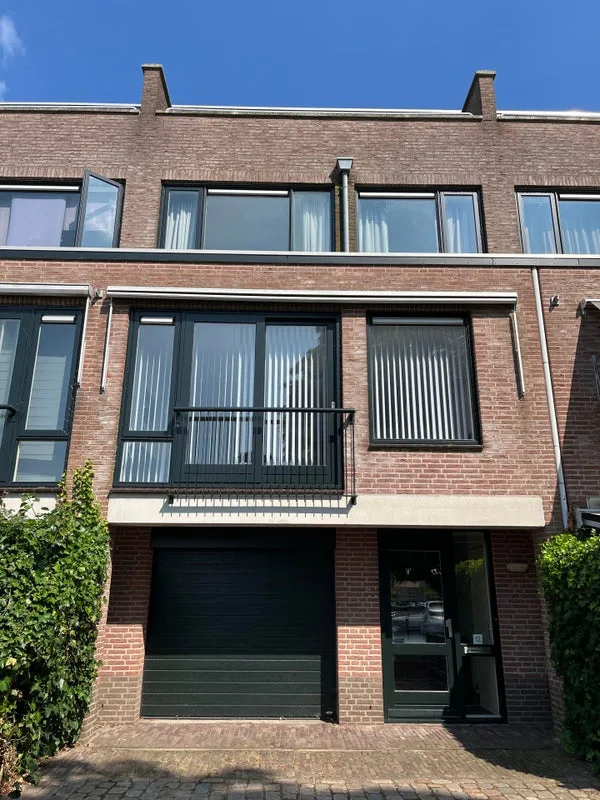 House Image 2