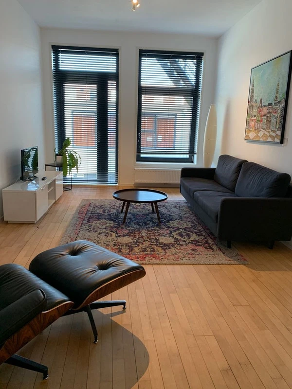 House Image 5