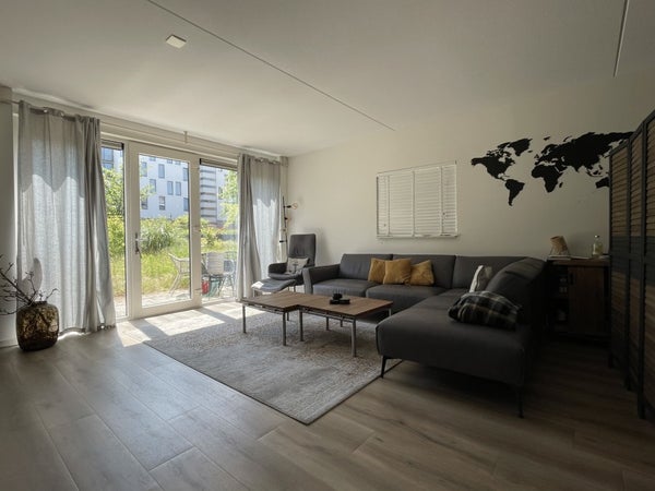 House Image 4