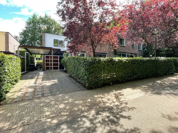 House Image 3