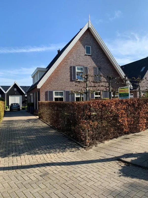 House Image 2