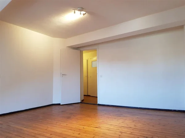 House Image 3