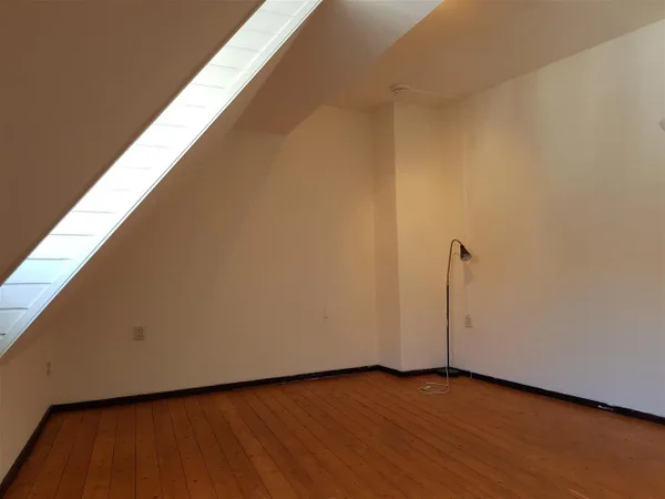 House Image 4