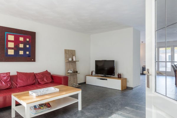 House Image 3