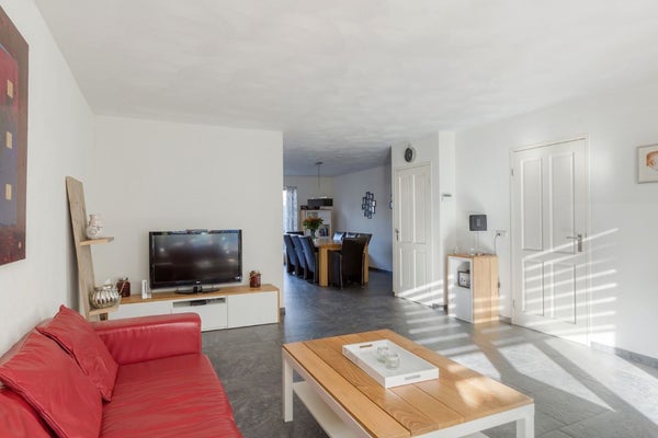 House Image 5