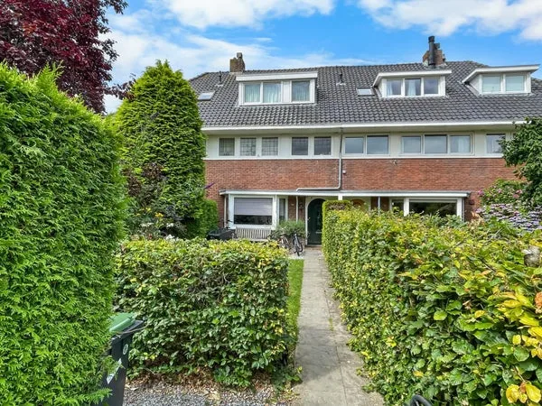 House Image 2