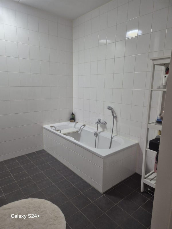 House Image 4