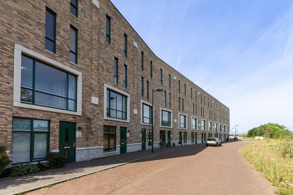 House Image 4