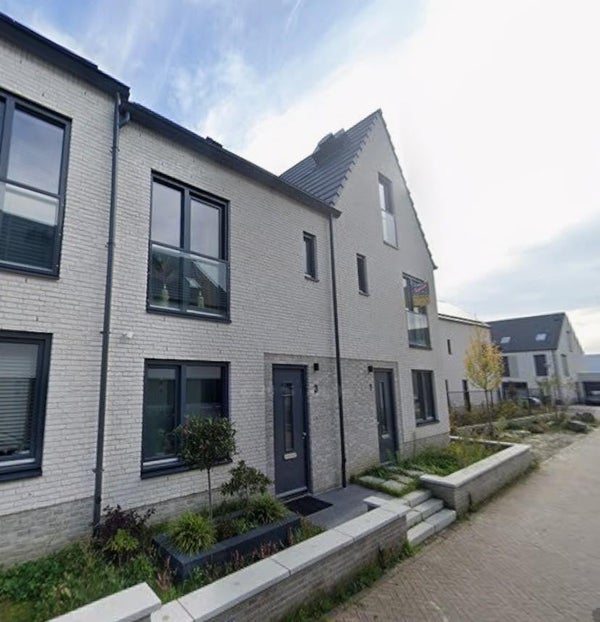 House Image 2
