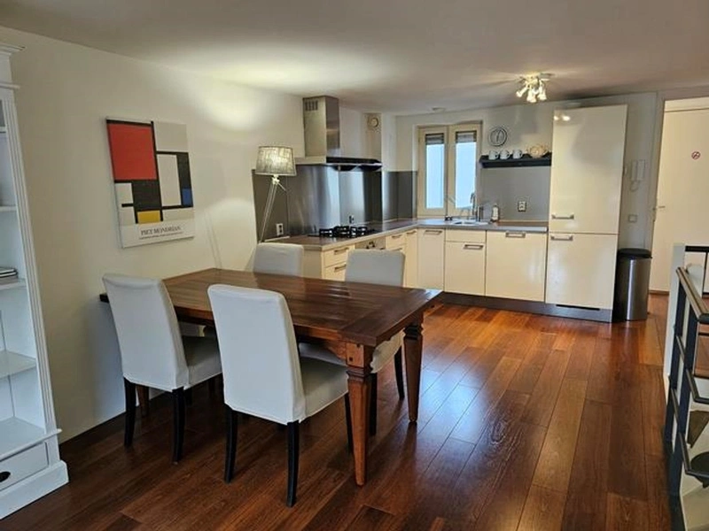House Image 5