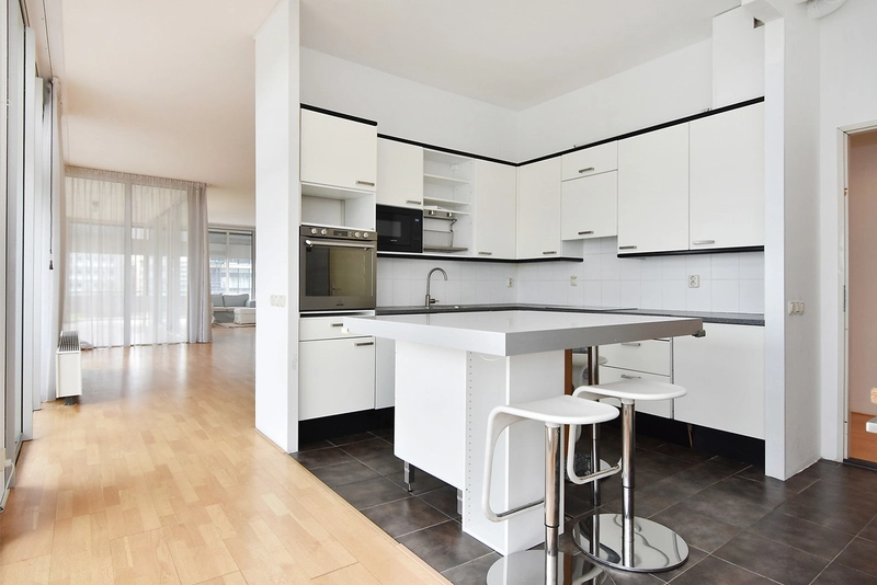 House Image 2