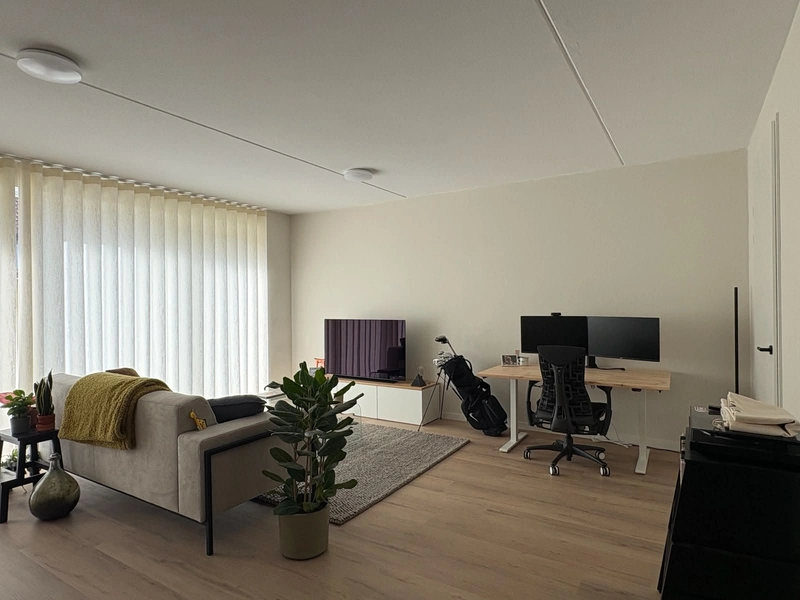 House Image 5