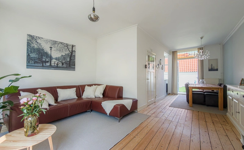 House Image 5