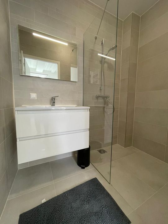 House Image 4