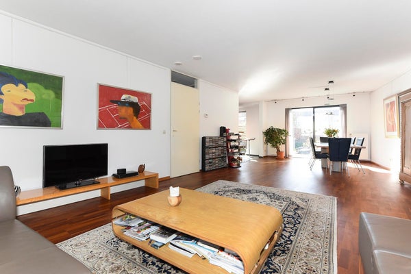 House Image 2