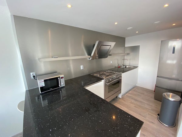 House Image 3