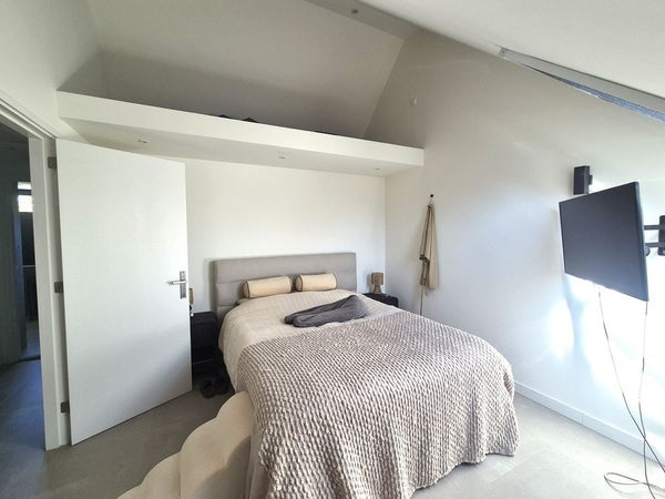 House Image 5