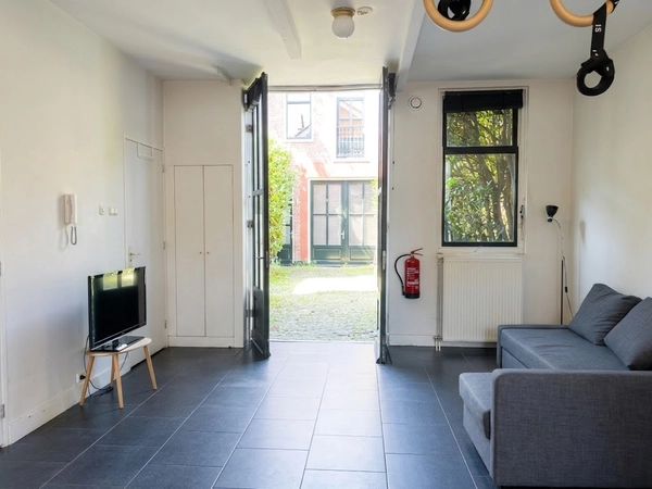 House Image 2