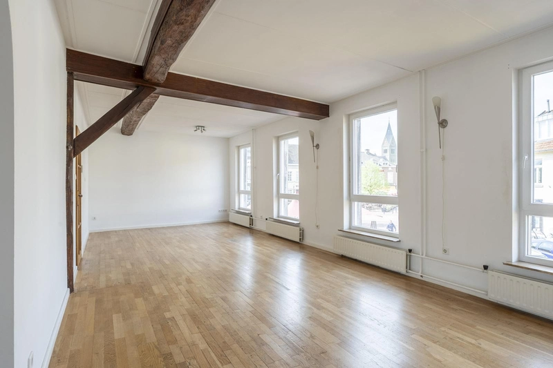 House Image 4