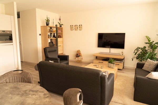 House Image 5