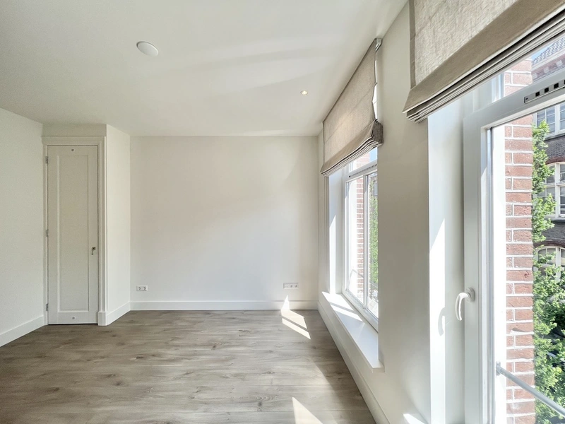 House Image 5