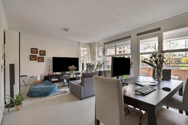 House Image 4
