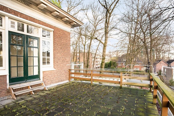 House Exterior