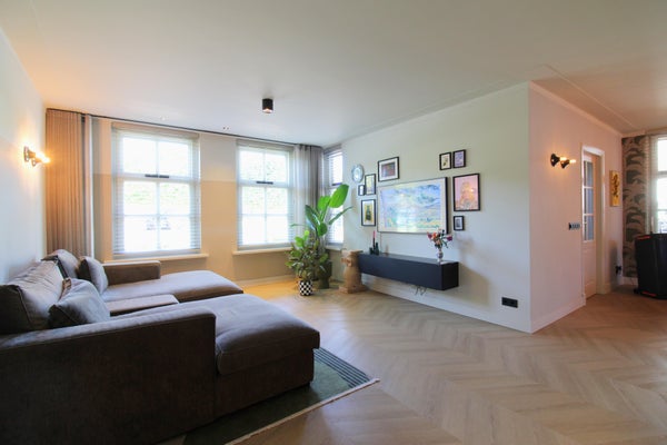 House Image 4