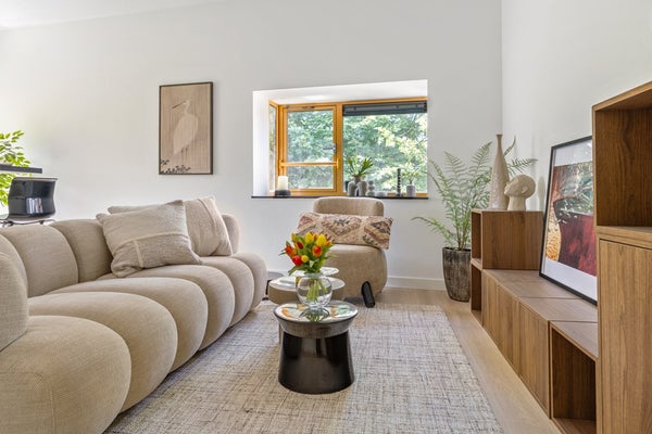 House Image 2