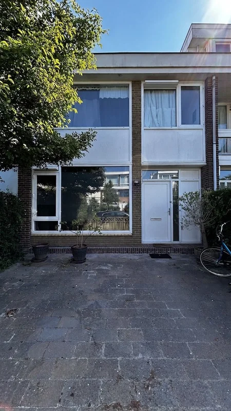 House Image 2