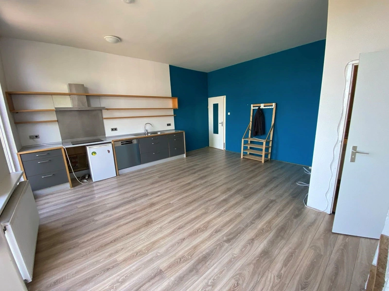 House Image 2