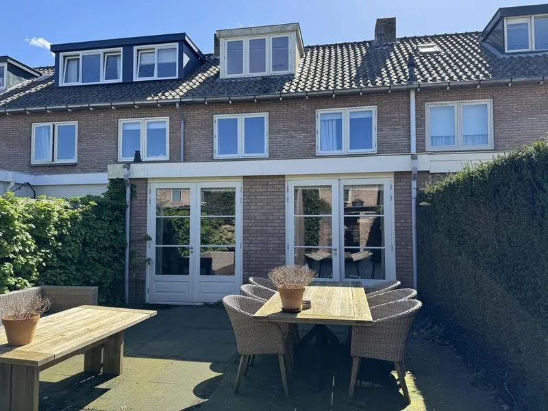 House Image 2
