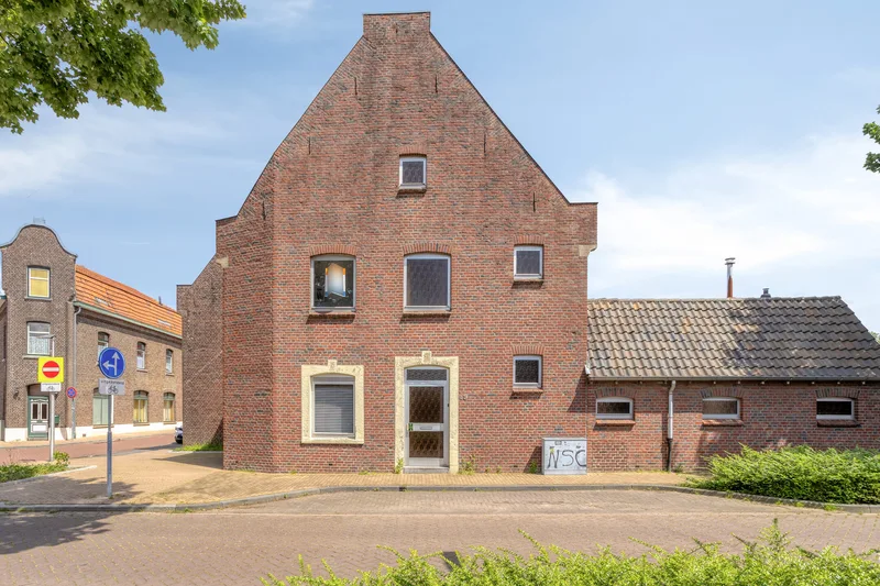House Image 2