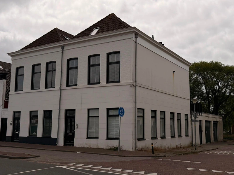 House Image 3