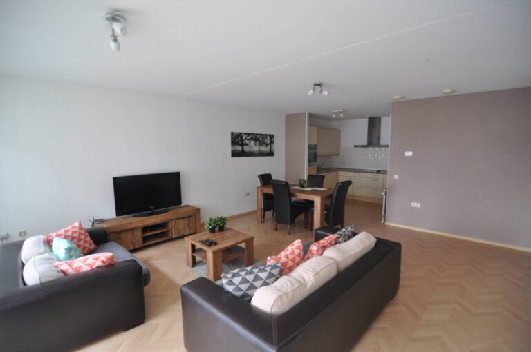 House Image 2