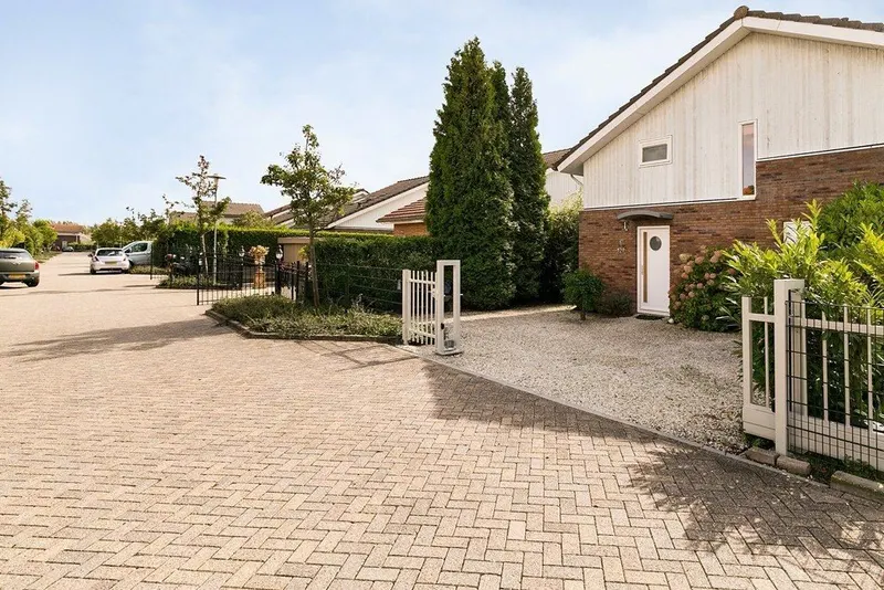 House Image 2
