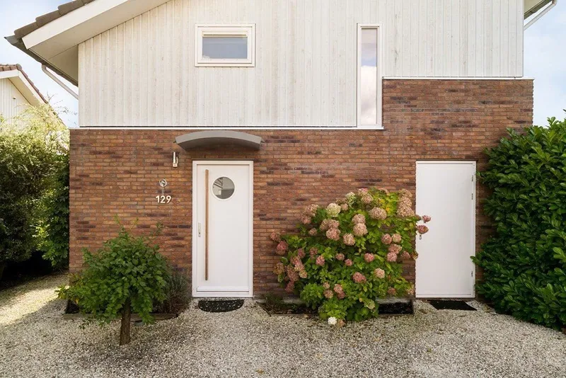 House Image 4