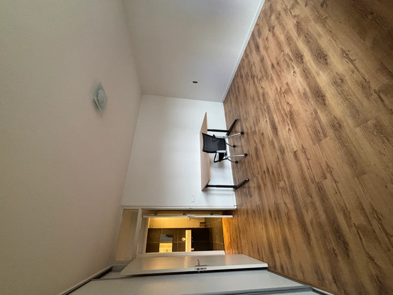House Image 5