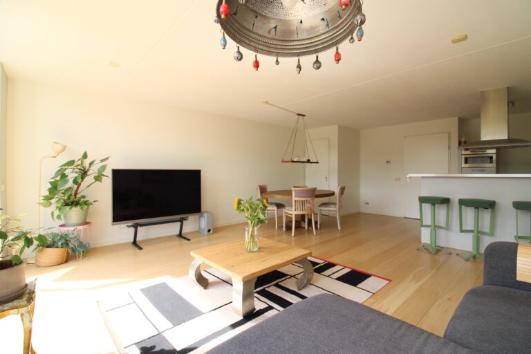 House Image 3