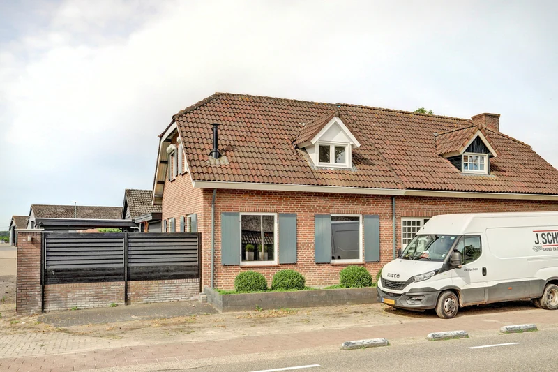 House Image 2