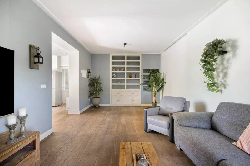 House Image 4
