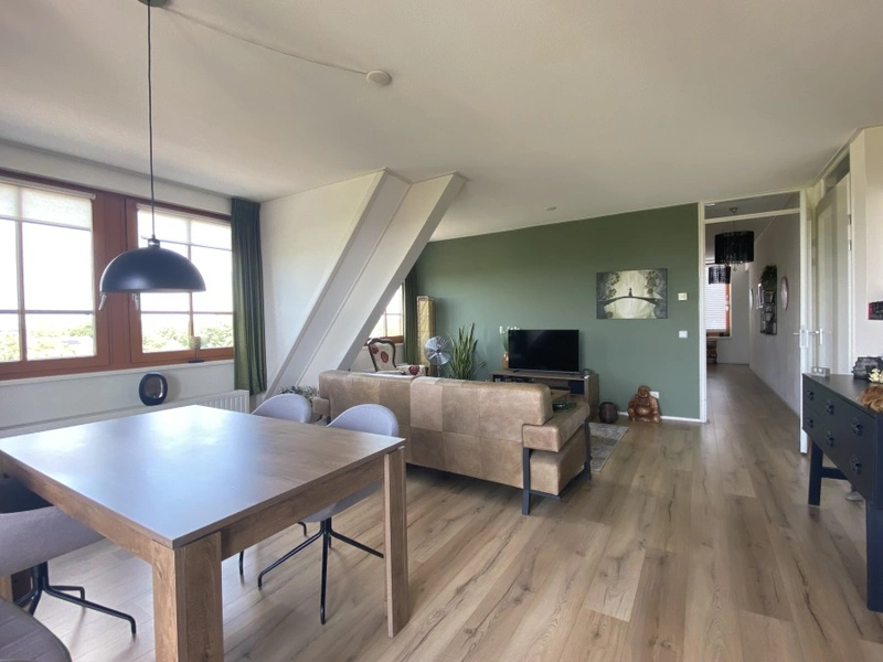 House Image 2