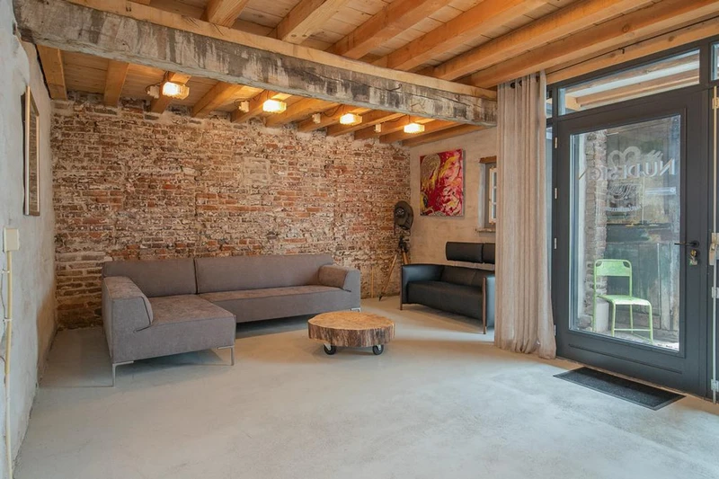 House Image 2