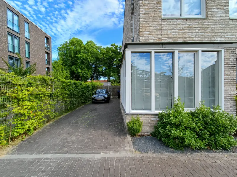 House Image 2